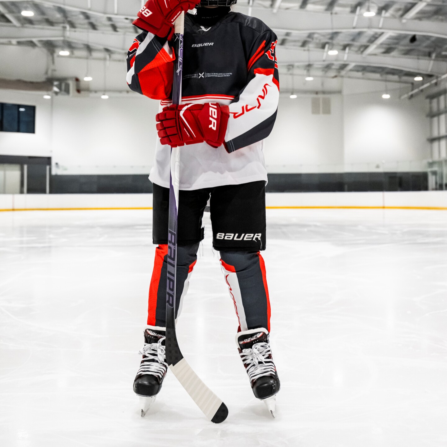 25年新款Bauer X冰球杆：碳纤维加持，陆地冰球新宠儿！-冰球杆-淘宝好物网