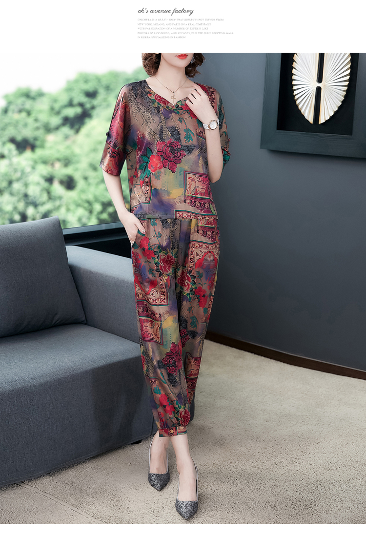Thời trang mùa hè lụa tơ tằm rộng phù hợp với người phụ nữ trung và váy hai dây lụa mẹ 50 tuổi - Quần áo của mẹ áo kiểu tuổi trung niên