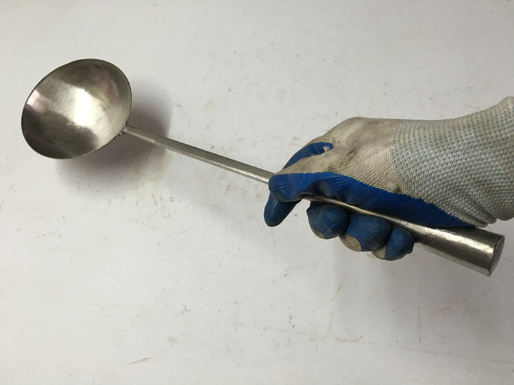 Non-magnetic thickened stainless steel frying spoon extended handle spoon chef spoon soup spoon cooking spoon porridge spoon water spoon shovel
