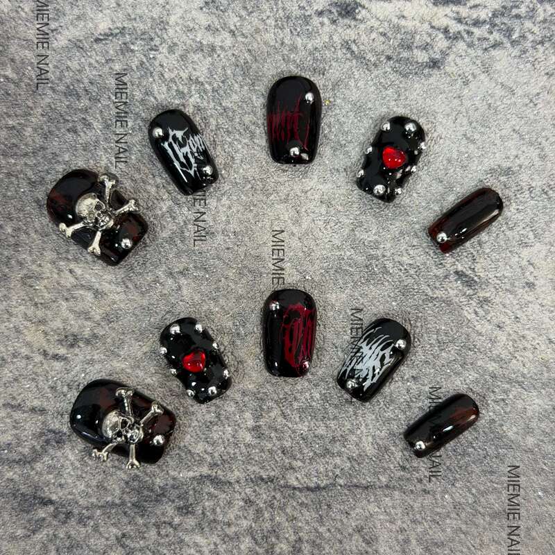 【Miemie】Purely Handmade Niche Black and Red Skull Gothic Steel Beads Dark Style 2026 New Model Wearable Nails 【Miemie】Purely Handmade Niche Black and Red Skull Gothic Steel Beads Dark Style 2026 New Model Wearable Nails