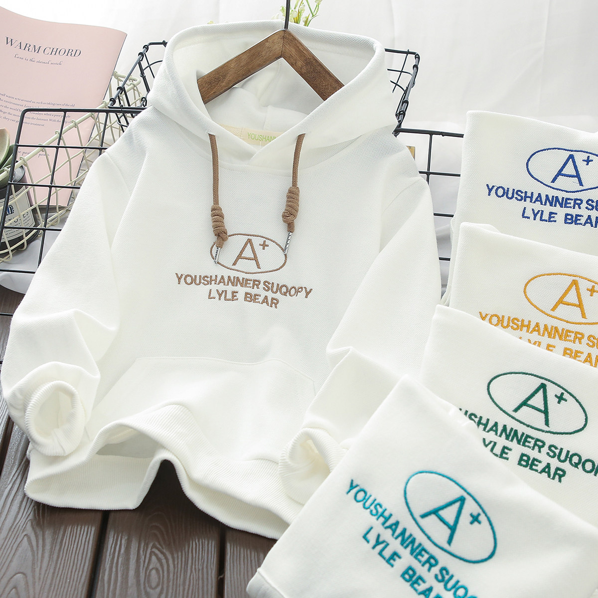 Children's sweatshirt boy Lianhood hooded sweatshirt Spring autumn style 2022 new Chauchai qi Children's casual blouses Korean version