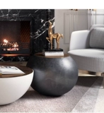 Четка красная выпечка с тестированием кофейного кофе тестируется стеклянным стеклянным скандинавским творческим дизайнером кошачьей кошки черно -белая чаша категория