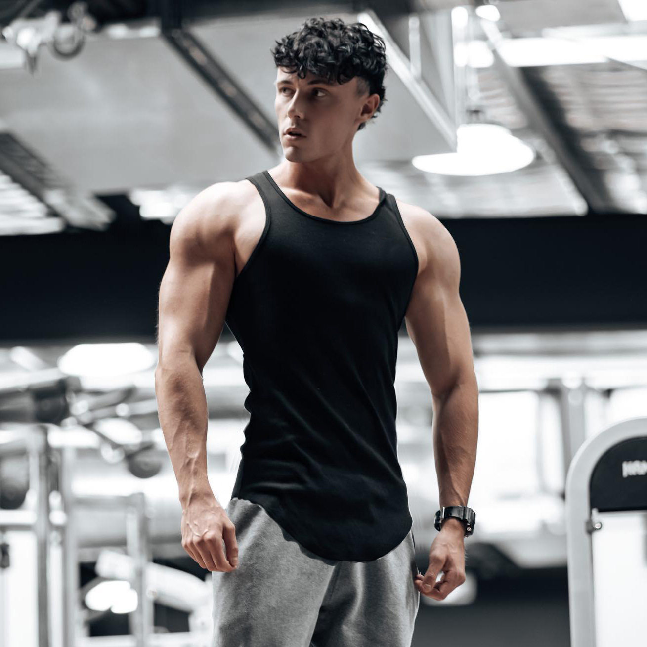 Спортивный летний жилет для спортзала, белая футболка для тренировок без рукавов, в американском стиле 