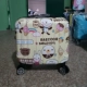 Trường hợp xe đẩy tùy chỉnh 16 inch phim hoạt hình nam nữ vali phổ quát bánh xe trẻ em đặt hàng lên hành lý logo vali nhôm
