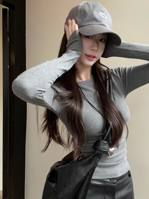 Gray Long-Sleeved Inner Layering T-Shirt for Women, Autumn and Winter 2025 New Style, Thin Fleece, Warm, Slim-Fitting, Simple Top