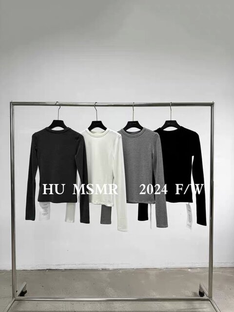 Basic Solid Color Versatile Base Shirt for Women, Autumn and Winter Slim-Fit Inner Top, Stylish Round Neck, Regular Shoulder, Long Sleeve, Short T-Shirt