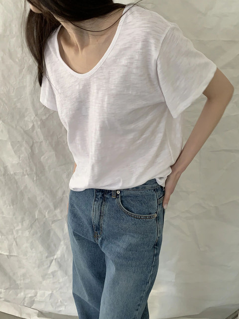 Relaxed Fit Thin V-Neck Short-Sleeve White T-Shirt for Women, Summer Loose Bamboo Cotton Simple Casual Lazy Top