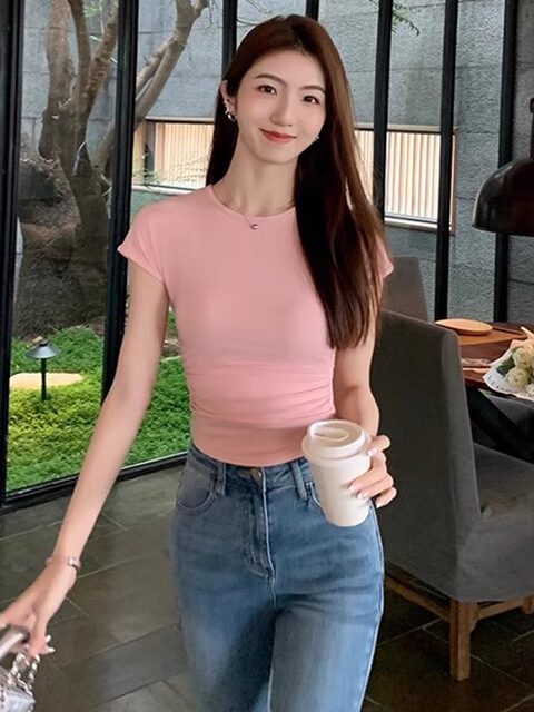 Short Round-Neck Short-Sleeve T-Shirt for Women, Summer 2025 New Design, Pleated Slim-Fit Slimming Top with Small Flutter Sleeves