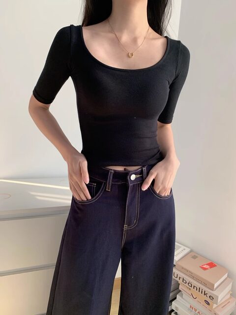 Pure Desire Style Hot Girl Low-Neck Short-Sleeve T-Shirt for Women, New Summer Model with Front and Back U-Neck, Mid-Sleeve, Slim-Fitting, Sexy Short Top