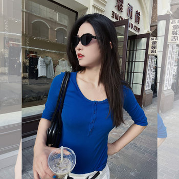 Quarter-Sleeve U-Neck Tight-Fitting T-Shirt for Women, Early Autumn 2025 New Design, Regular Shoulder, Beautiful Inner Layering Top