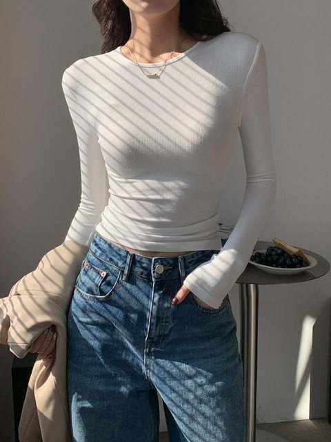 Body-Shaping Inner Wear, Tight-Fitting Base Shirt, Long-Sleeved T-Shirt for Women, New Autumn and Winter Style, Stylish Slim-Fitting Khaki Round-Neck Top