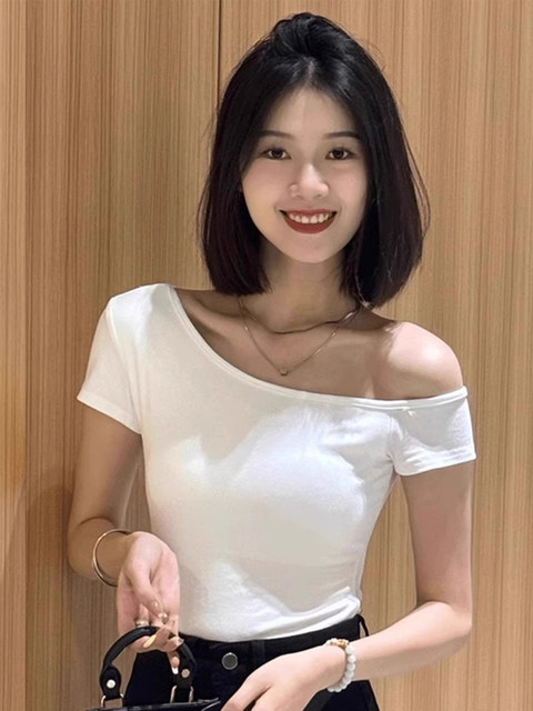 Off-Shoulder Padded Short-Sleeve T-Shirt for Women, Summer 2025 New Design, Slim-Fit, Short Top