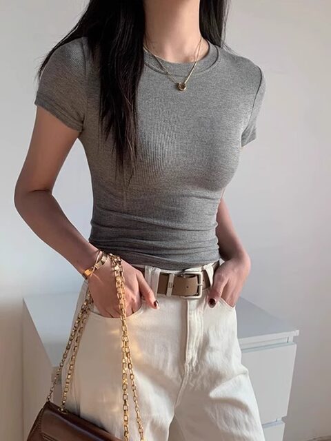 American Style Spicy Girl Shoulder-Baring T-Shirt for Women, Spring/Summer 2025 New Slim-Fit Short-Sleeve Top, Versatile and Flattering