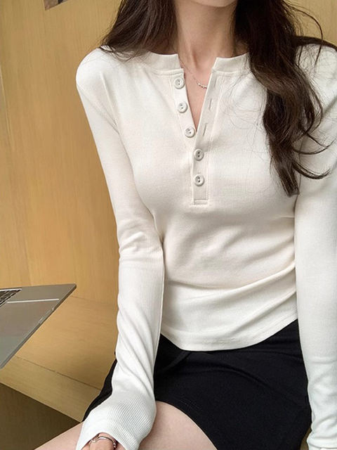 Gentle Style Half-Open Collar Design Button-Up Top for Women, Super Stylish for Autumn and Winter, Slim Fit, Long-Sleeved Inner Layering Top