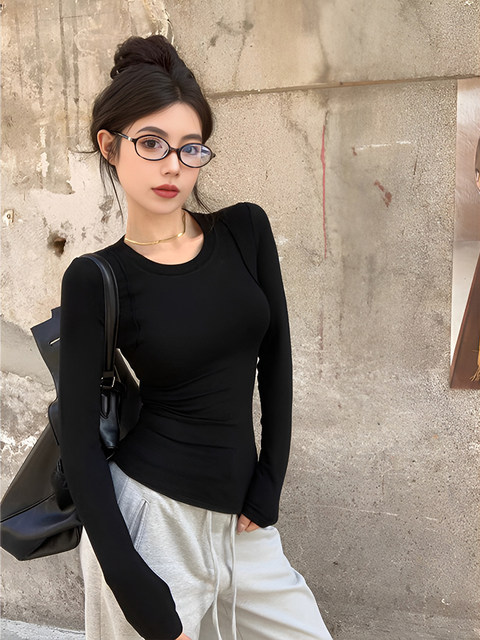 White Long-Sleeve T-Shirt for Women, Autumn/Winter 2025 New Style, Round Neck Base Layer, Slim Fit, Regular Shoulder, Spicy Girl Fishbone Top