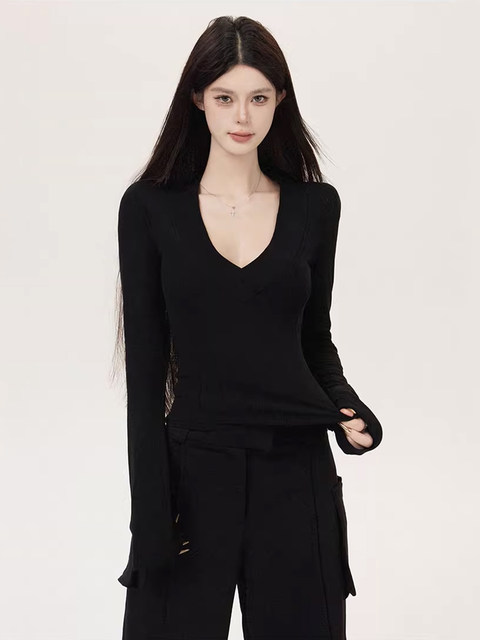 Hot Girl V-Neck Long-Sleeve Base Shirt for Women, New Autumn and Winter Style, Pure and Alluring Temperament, Versatile Slim-Fit Short T-Shirt Top