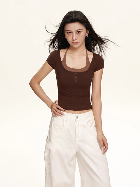 Designed with a Fake Two-Piece Splicing Halter Neck Short-Sleeve T-Shirt for Women, Summer American-Style Tight-Fitting Hot Girl Top with Regular Shoulders and Inner Layer