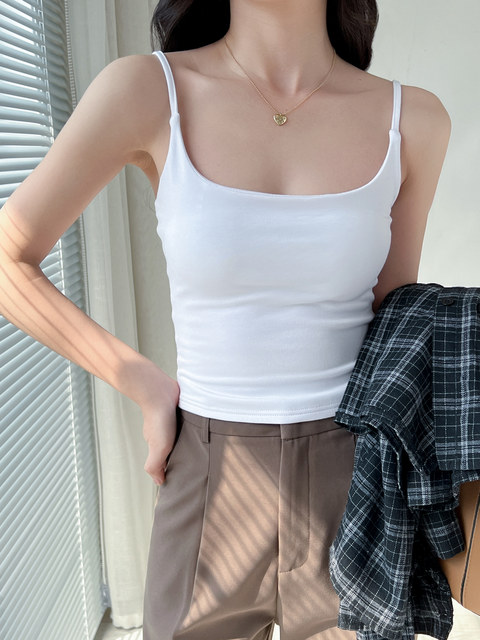 Spicy Girl Backless Knitted Camisole for Women, Summer 2025 New Style, Outerwear with Beautiful Back, Padded Short Sleeveless Top