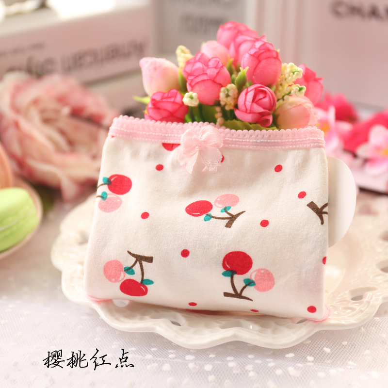 MUMU sản phẩm tốt Nhật Bản dễ thương mềm cô gái dâu tây phim hoạt hình in bông dâu tây chất béo đồ lót quần lót xung quanh hình dán anime