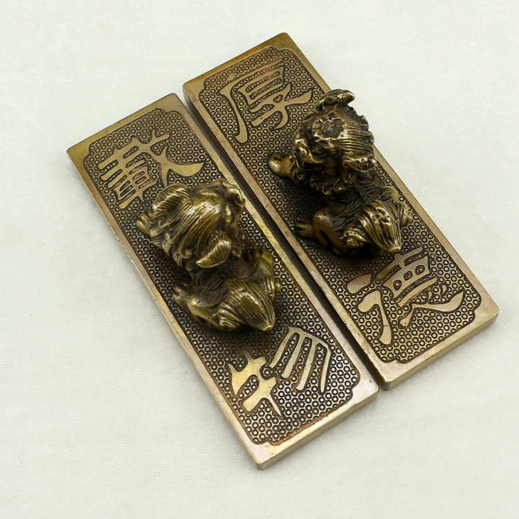 Houde Zaiwu Antique brass lion copper calligraphy paperweight Chinese style creative trumpet copper paper paperweight