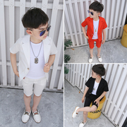 Trẻ em phù hợp với cậu bé nhỏ phù hợp với bộ đồ đẹp trai thời trang giản dị ba mảnh bộ bé trai mùa hè sẽ là tây.