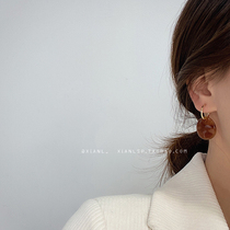 Retro Hong Kong wind acetic acid acrylic earrings 2021 New Tide Korean temperament Net red earrings earrings female summer