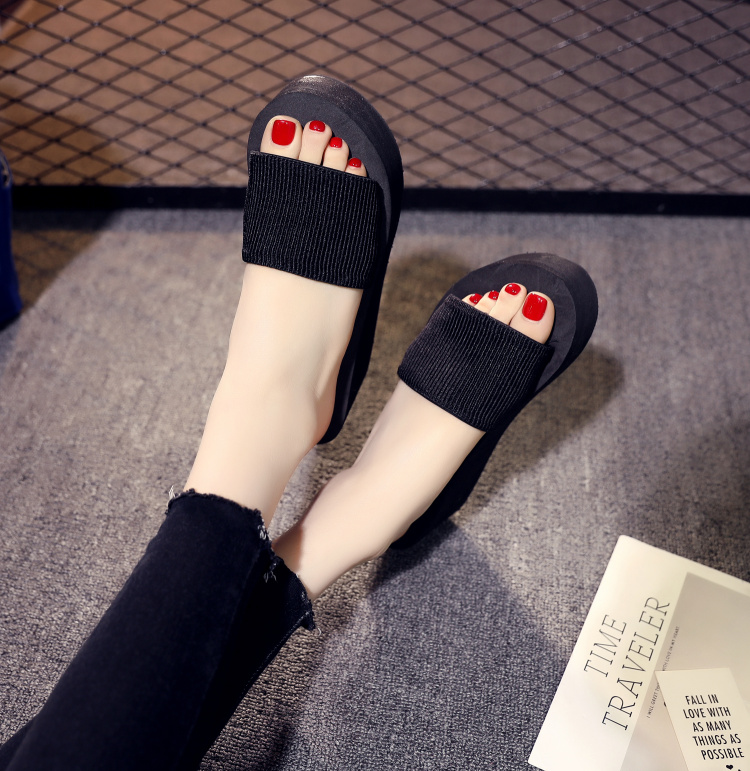 Dép nêm nữ mùa hè phiên bản Hàn Quốc của sandal đế dày đa năng đế phẳng thời trang đế bệt đi biển một chữ kéo cao gót mang dép dép xăng đan nữ