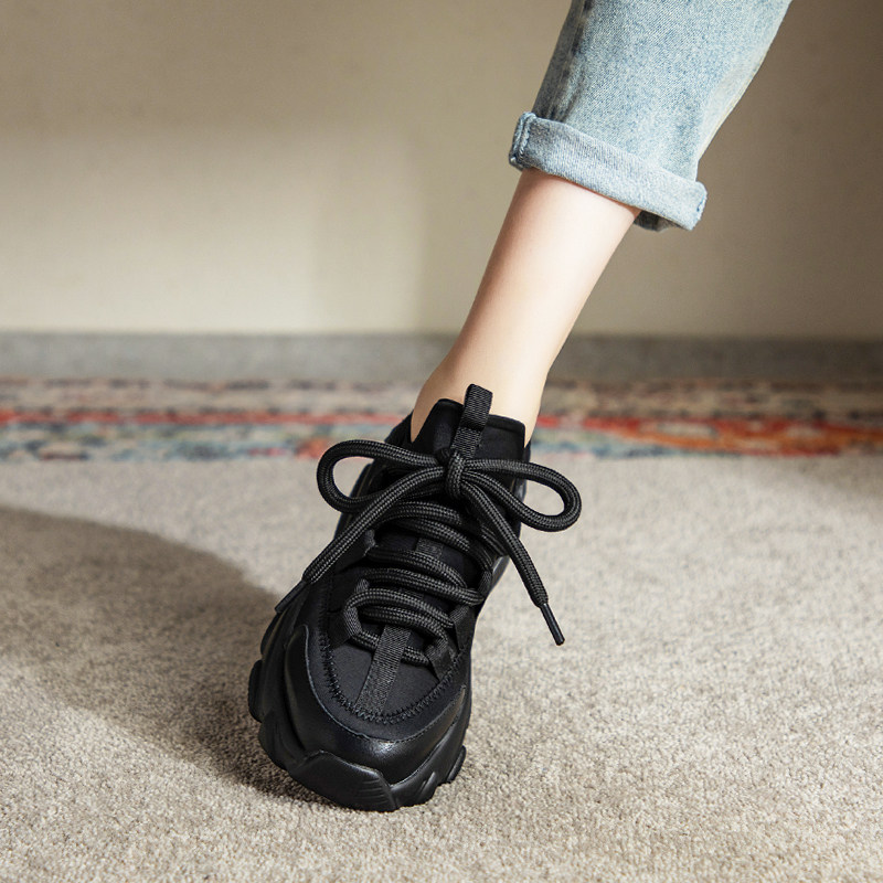 Hong Kong boomers net face old daddy shoes women 2022 spring new 100 hitch genuine leather thick bottom breathable casual sneakers