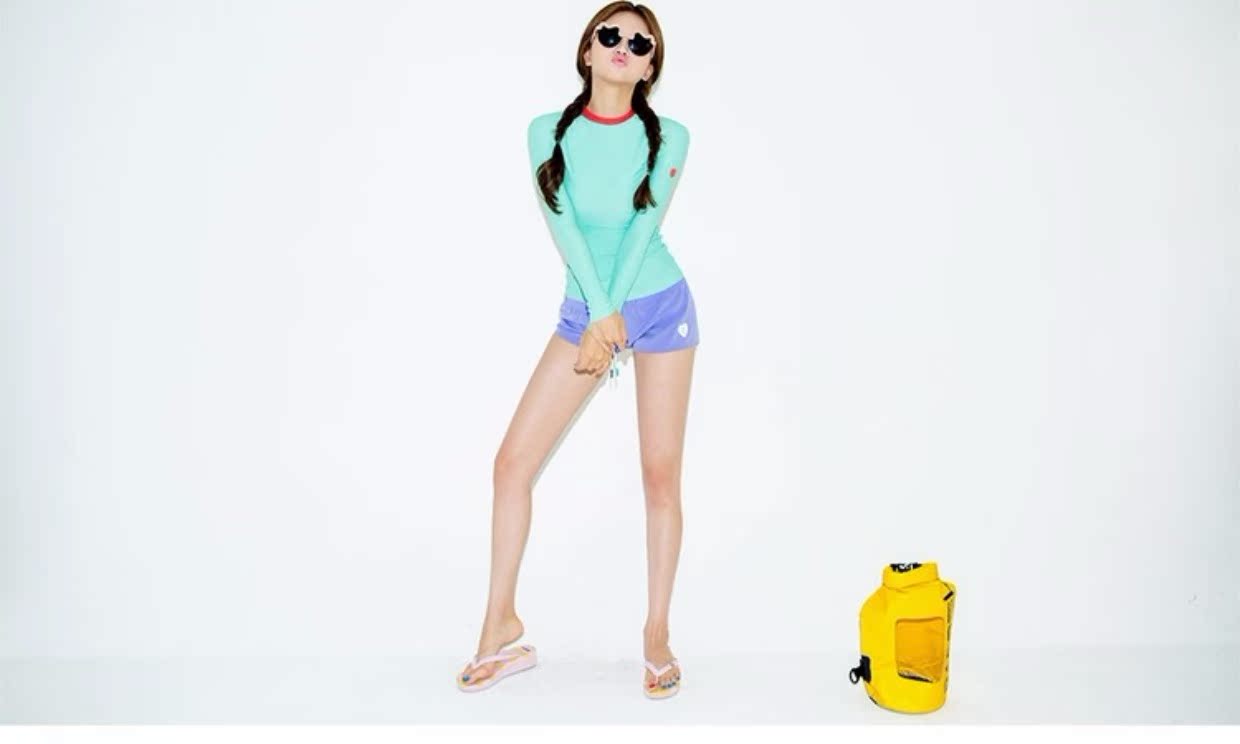 Quần bơi mới đi biển quần short nữ thể thao mùa hè bên bờ biển kỳ nghỉ khô nhanh quần boxer tim lặn quần 	quần áo đi biển gia đình	