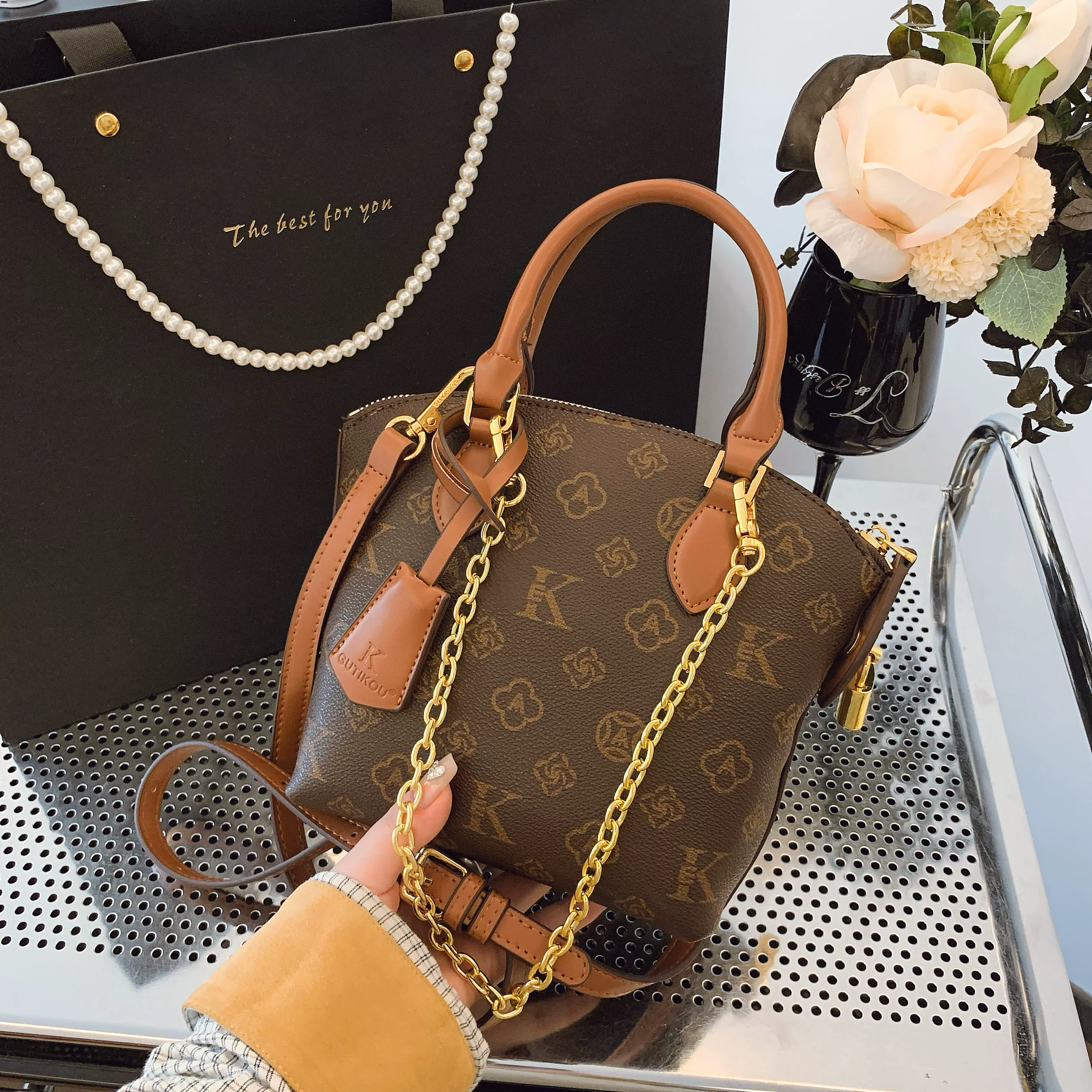 Basket, universal shoulder bag, chain bag