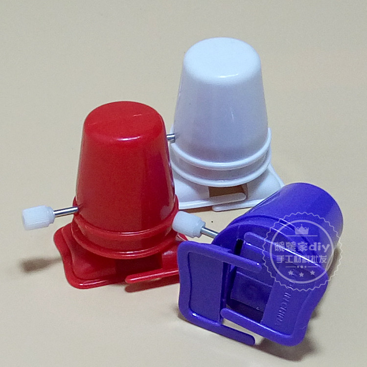 Ultra-light clay handmade DIY mini walking robot snowflake mud on the chain clockwork walking movement clay accessories