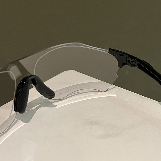 Night riding, outdoor windproof color-changing goggles, cycling, mountaineering and skiing sunglasses, running marathon sunglasses