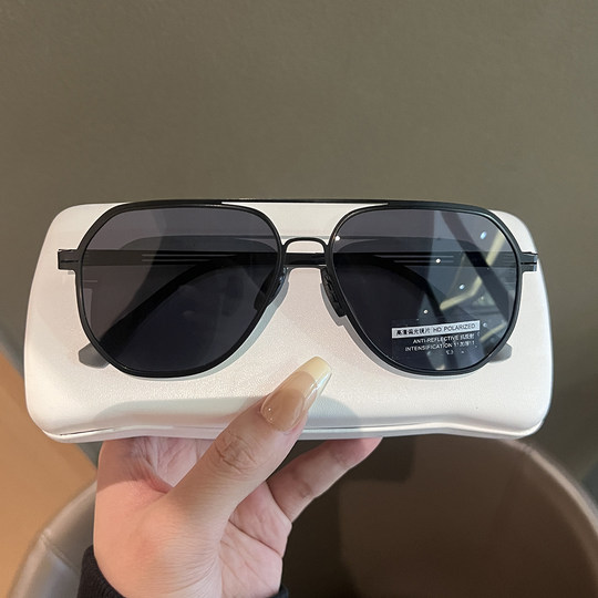 Aviator sunglasses for men, large frame, face-showing, small toad mirror, 2025 new driving sunglasses, anti-UV