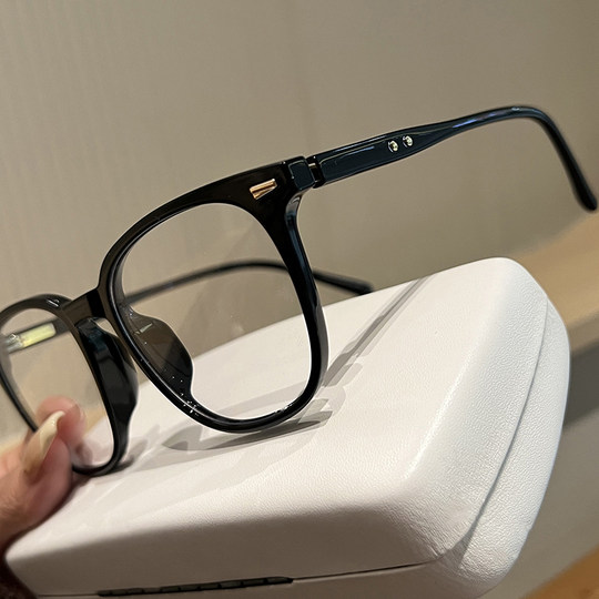 Ultra-light Korean version of chestnut brown glasses for men and women with myopia, suitable for square and round faces, slimming and makeup-free artifact glasses frame