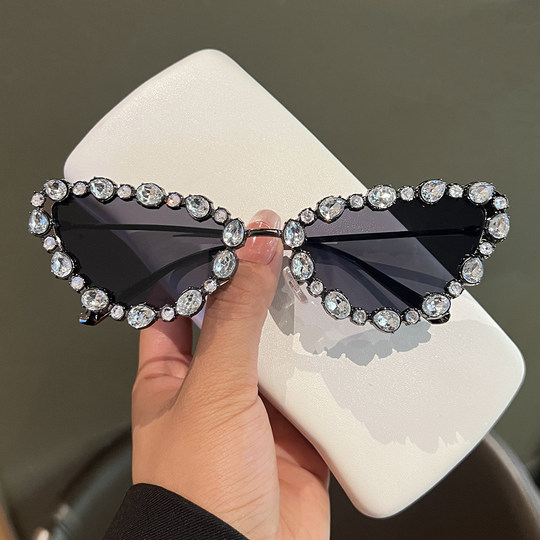 Cat-Eye Sunglasses European and American Style with Rhinestones, Metal, Unique Street Style Sunglasses for Women, High-End, Trendy, Uv Protection Glasses