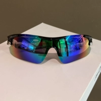 Черная рамка красочный градиент зеленого цвета