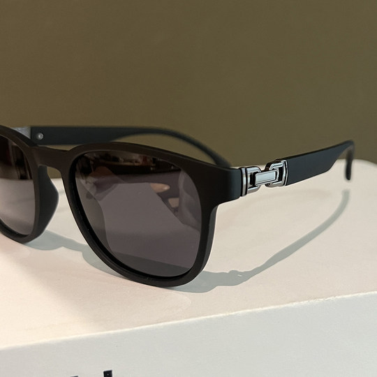 2025 New Oval Frosted Black Frame Sunglasses Men's Driving Special Polarized Sunglasses Anti-UV