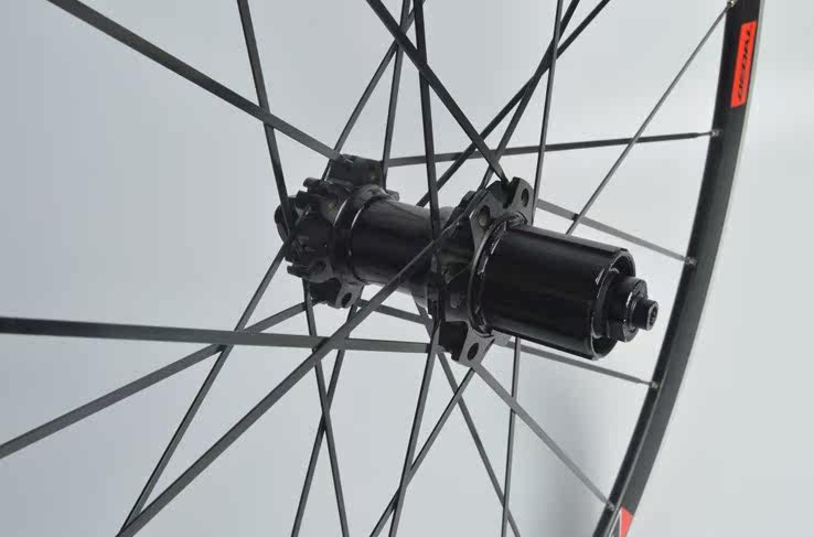 Roues de vélo cyclisme sur route - Ref 2374463 Image 8