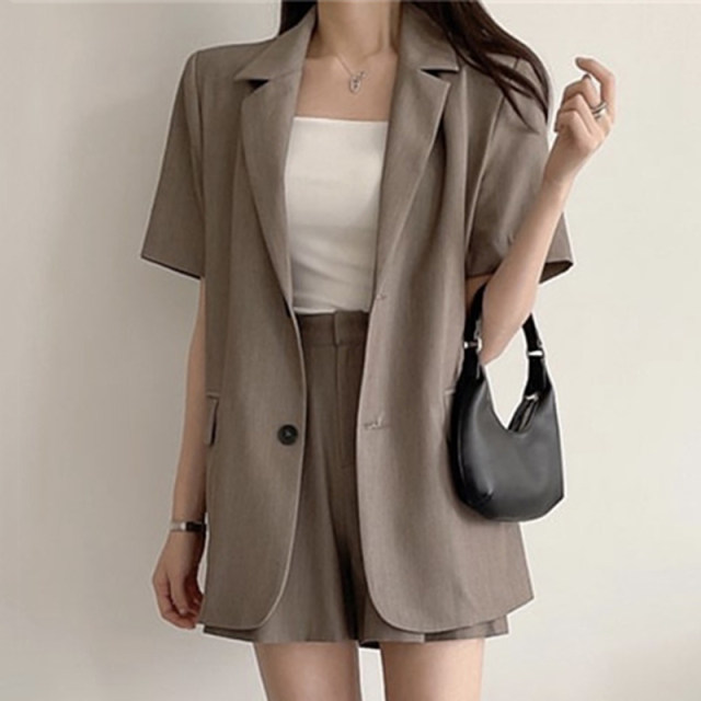 Korean chic French lapel loose two-button short-sleeved suit jacket + high-waisted straight-leg wide-leg trousers shorts