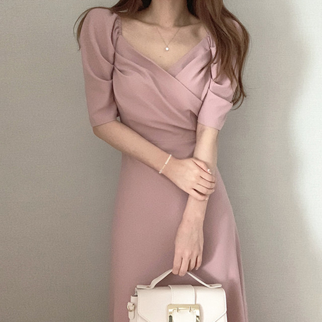 Korean ins French temperament V-neck leakage collarbone careful machine waist was thin puff sleeve chiffon dress long skirt women