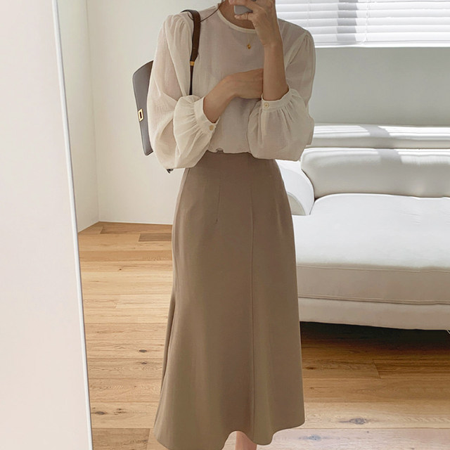 Korean chic temperament round neck slightly transparent loose puff sleeve shirt + high waist bag hip over knee fishtail skirt