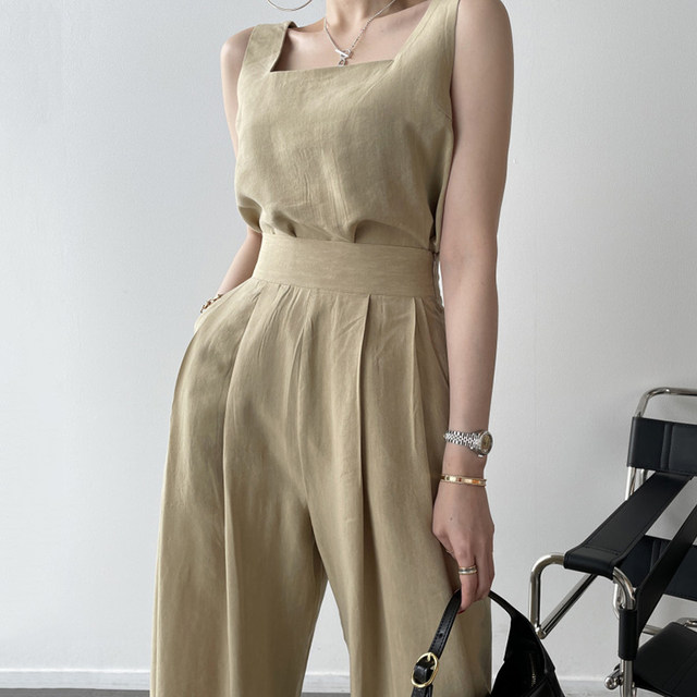 Korean chic niche square collar exposed collarbone loose vest top + high waist pleated wide leg casual trousers suit