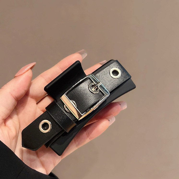 Korean-Style High-End Unique Leather Disc Buckle Hair Clip, Black Minimalist Punk Super Cool Shark Clip, Suit Hair Accessory
