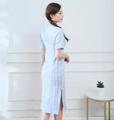 New improved cheongsam fashion socialite temperament slim Chinese style young long version split dress autumn