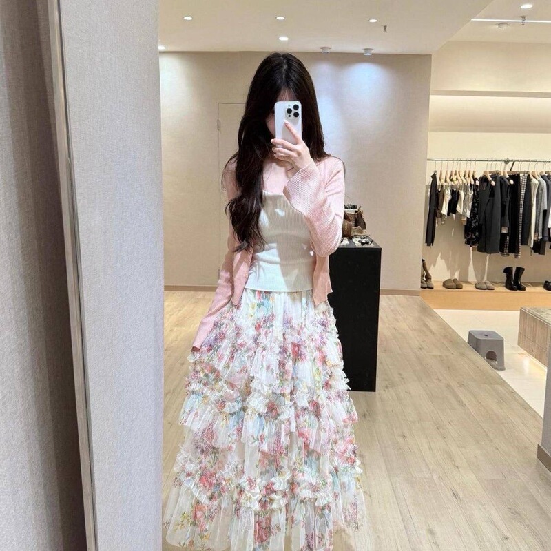 2026 Spring New Gentle Style Pink Knitted Cardigan with Straps + High-Waisted Floral Tiered Long Skirt Three-Piece Set for Women 2026 Spring New Gentle Style Pink Knitted Cardigan with Straps + High-Waisted Floral Tiered Long Skirt Three-Piece Set for Women