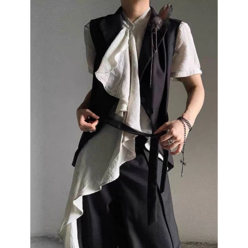 Dark Style Outfit with a Vintage Design, Waist-Cinching Vest, Yamamoto-Style Belt, Swallowtail Vest, Layered Casual Jacket, Trendy