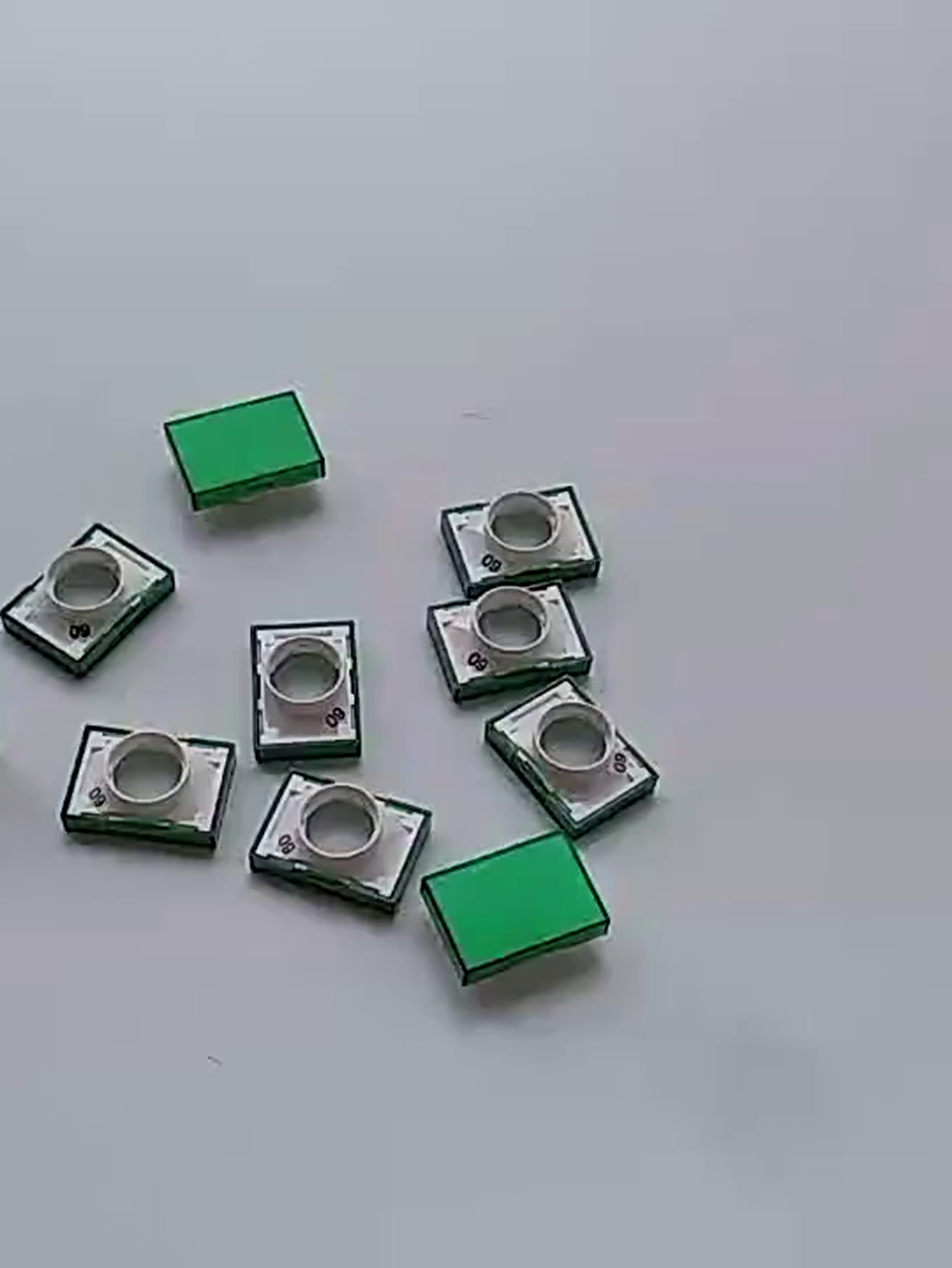 这个按钮带灯还这个么稳？欧姆龙又正偷偷卷啥。