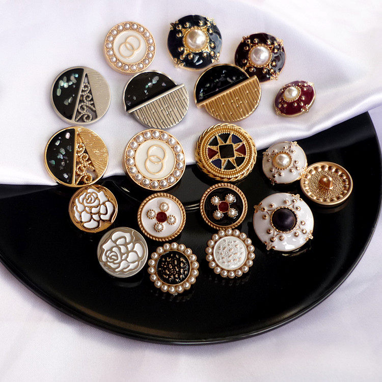 Vintage wind buckle pearl button cashmere coat windbreaker suit and sub-coat sweater cardigan women's top buckle