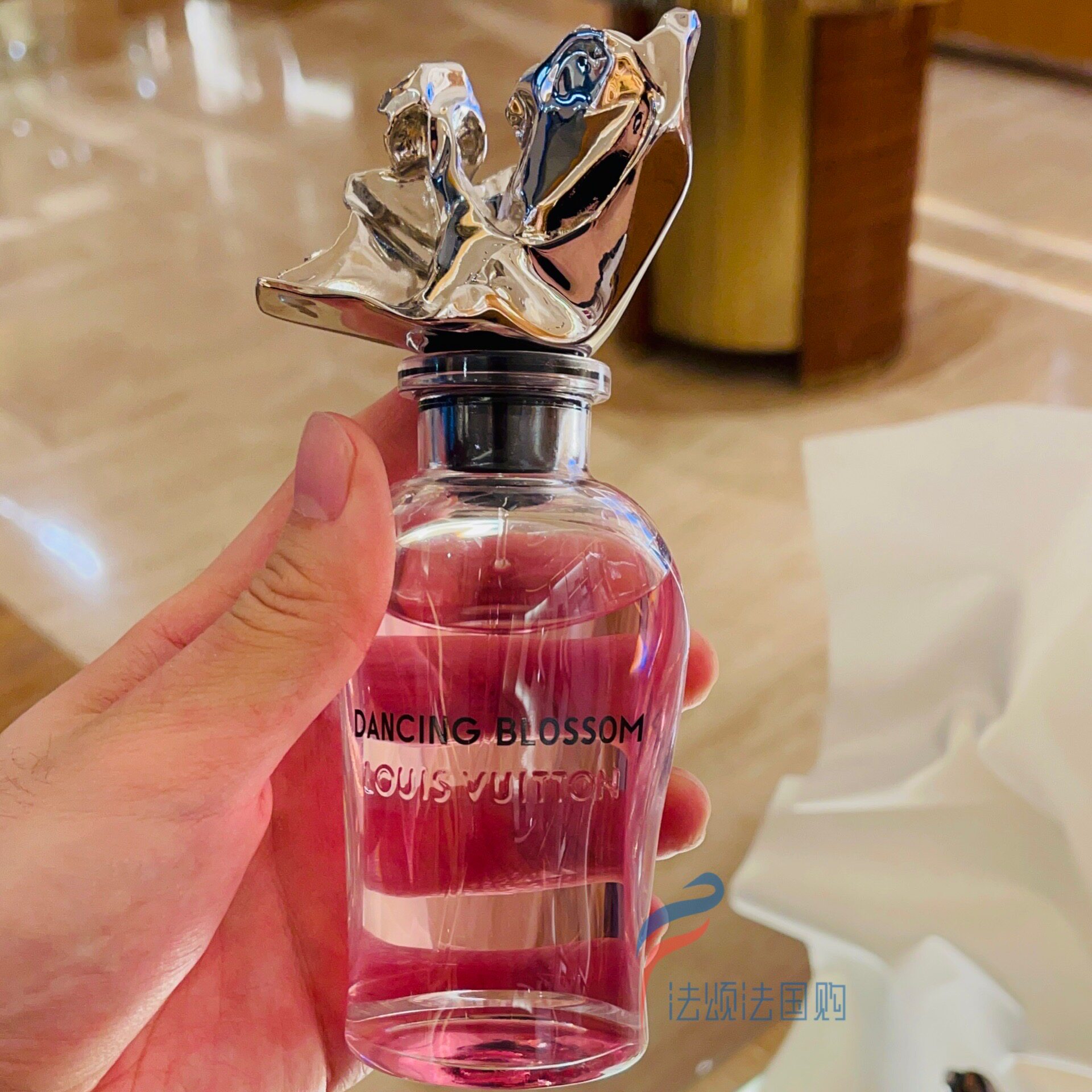 香水(女性用) LOUIS VUITTON Eau de Parfum 100ml Heures d'Absence - Perfumes and Beauty - Collections | LOUIS VUITTON ®