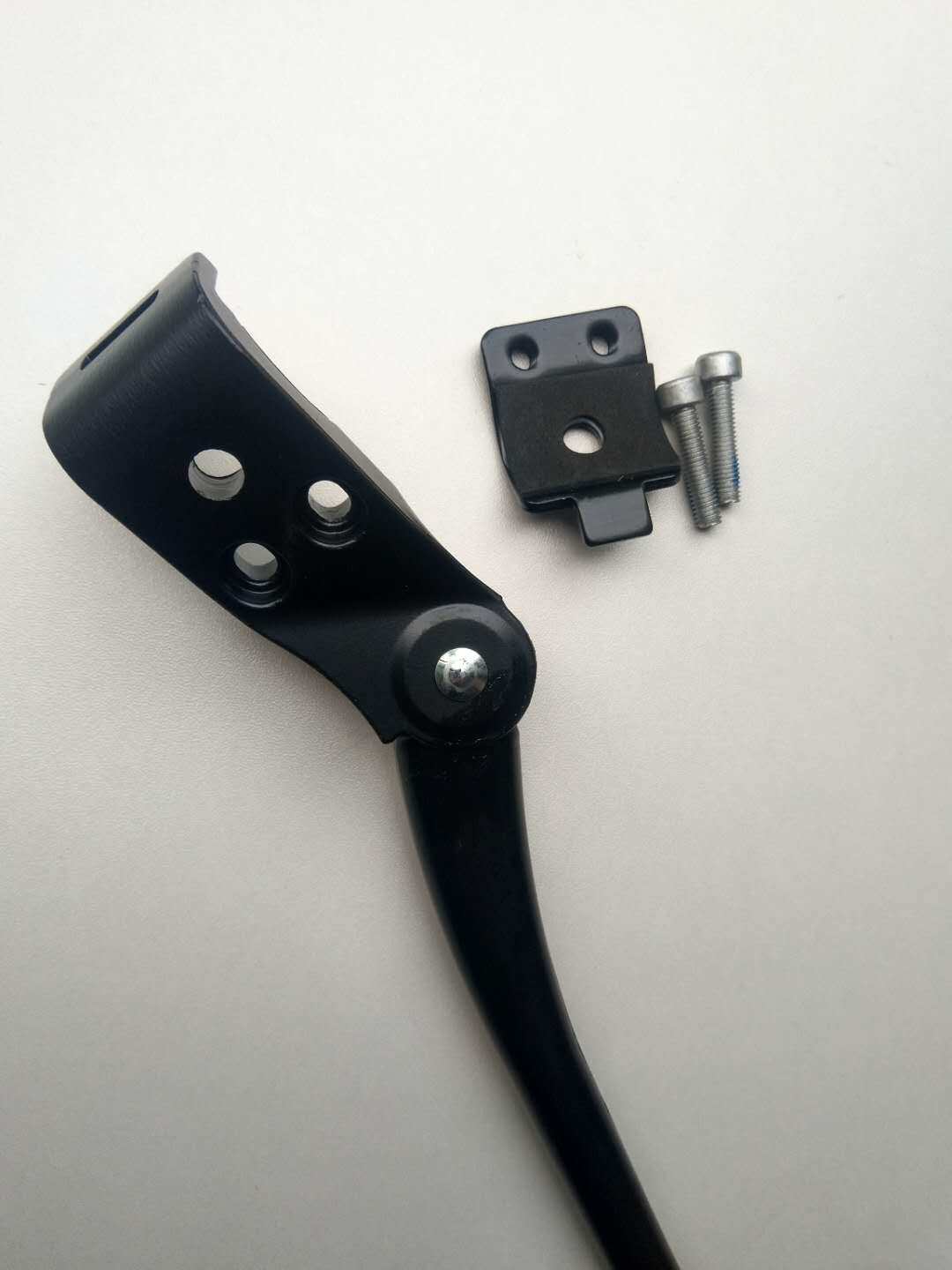 The Jeante ATX610 620S 660S 670 680 690 mountaineer supports the scaffold parking frame